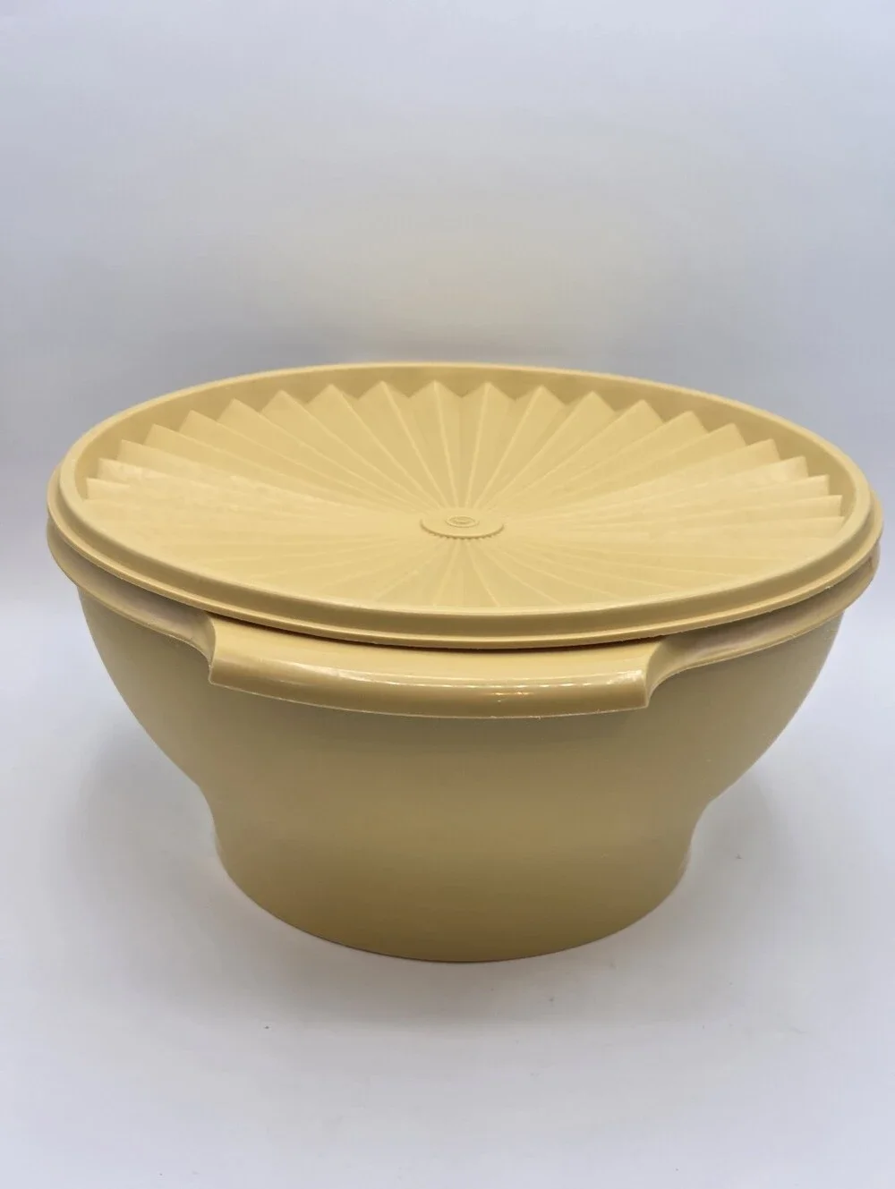 Vintage Tupperware Servalier Harvest Gold Large Salad Serving Bowl